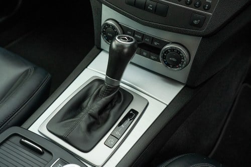 2010 Mercedes-Benz C63 AMG In vendita (immagine 29 di 141)