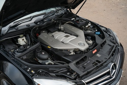 2010 Mercedes-Benz C63 AMG In vendita (immagine 99 di 141)