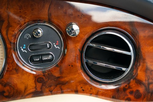 2001 Bentley Arnage En venta (imagen 44 de 186)