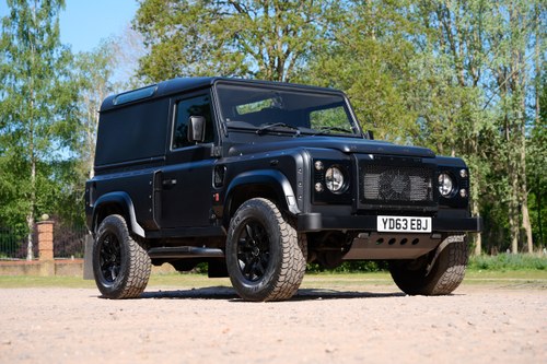 2013 Land Rover Defender 90 Chelsea Truck Company Wide Body with Kahn Upgrades In vendita (immagine 3 di 157)