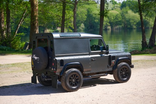 2013 Land Rover Defender 90 Chelsea Truck Company Wide Body with Kahn Upgrades In vendita (immagine 4 di 157)