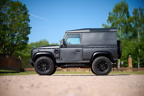 2013 Land Rover Defender 90 Chelsea Truck Company Wide Body with Kahn Upgrades In vendita (immagine 12 di 157)