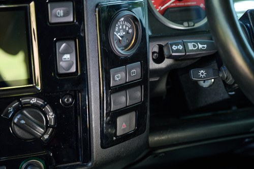 2013 Land Rover Defender 90 Chelsea Truck Company Wide Body with Kahn Upgrades In vendita (immagine 38 di 157)