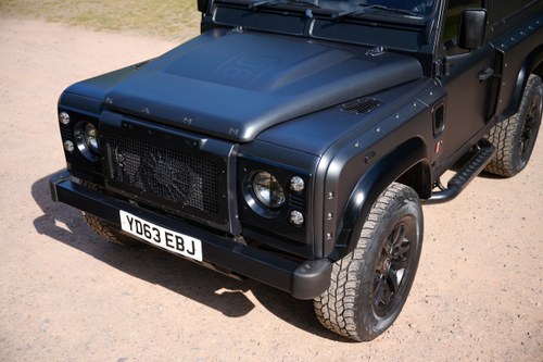 2013 Land Rover Defender 90 Chelsea Truck Company Wide Body with Kahn Upgrades In vendita (immagine 98 di 157)