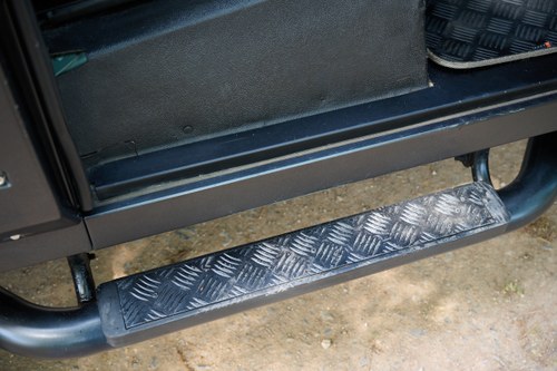 2013 Land Rover Defender 90 Chelsea Truck Company Wide Body with Kahn Upgrades In vendita (immagine 113 di 157)