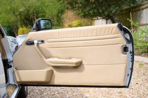 1988 Mercedes-Benz 420 SL R107 zum Verkauf (Bild 36 von 145)