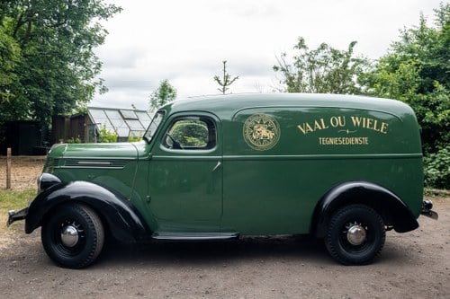 1937 International Harvester D2 Panel Van For Sale (picture 7 of 193)