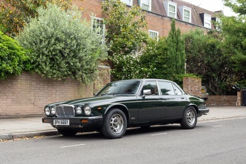 1983 Jaguar XJ6 Series 3 4.2L zum Verkauf (Bild 3 von 148)