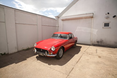 1973 MGB Roadster zum Verkauf (Bild 2 von 219)