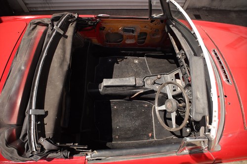 1973 MGB Roadster zum Verkauf (Bild 103 von 219)