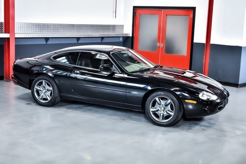 1999 Jaguar XK8 Coupé In vendita (immagine 13 di 115)
