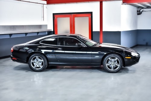 1999 Jaguar XK8 Coupé In vendita (immagine 15 di 115)