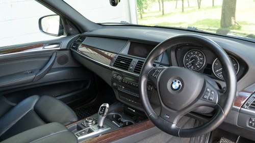 2010 BMW E70 X5 xDrive 40d M Sport In vendita (immagine 24 di 231)