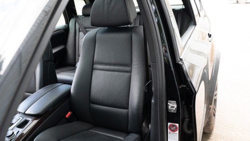 2010 BMW E70 X5 xDrive 40d M Sport In vendita (immagine 62 di 231)