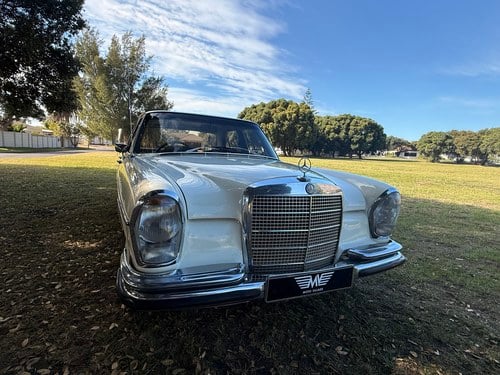 1969 Mercedes-Benz 280 SE Te koop (foto 3 van 101)