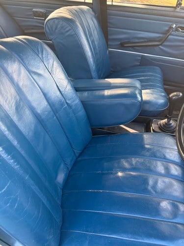 1969 Mercedes-Benz 280 SE Te koop (foto 34 van 101)