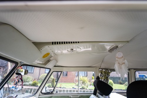 1963 Volkswagen Type 2 T1 Split Screen Kombi Camper à venda (imagem 41 de 97)