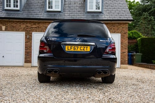 2007 Mercedes-Benz W251 R63 AMG 4MATIC For Sale (picture 20 of 214)