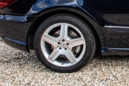 2007 Mercedes-Benz W251 R63 AMG 4MATIC For Sale (picture 25 of 214)