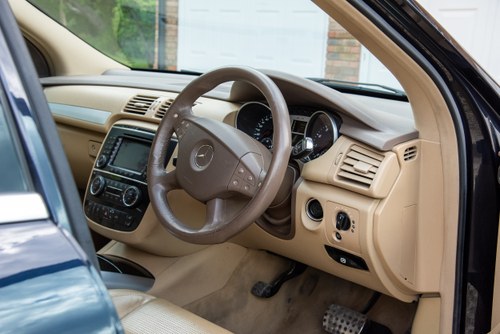 2007 Mercedes-Benz W251 R63 AMG 4MATIC For Sale (picture 26 of 214)