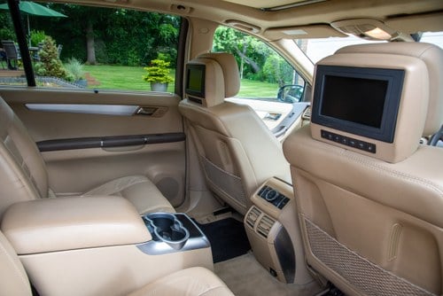 2007 Mercedes-Benz W251 R63 AMG 4MATIC For Sale (picture 83 of 214)