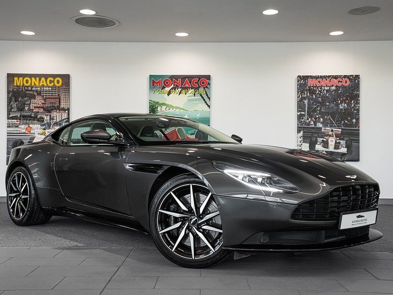 2019 Aston Martin DB11 V8