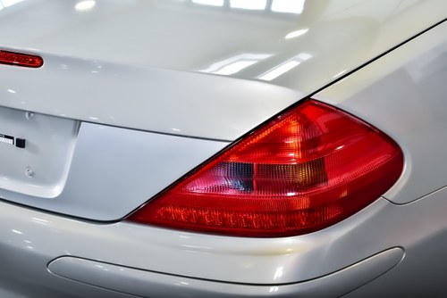 2003 Mercedes-Benz R230 SL500 "Designo Launch Edition" In vendita (immagine 74 di 83)