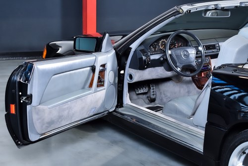 1992 Mercedes-Benz R129 500SL In vendita (immagine 35 di 97)