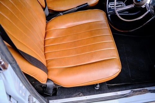 1970 BMW 2000 Te koop (foto 43 van 278)