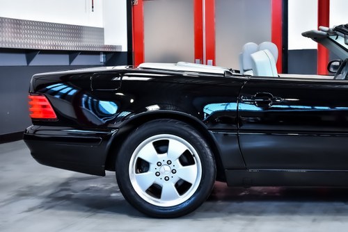1999 Mercedes-Benz SL500 (R129) à vendre (picture 41 of 120)