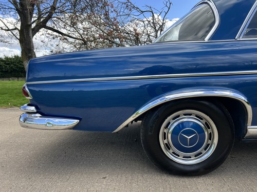 1965 Mercedes-Benz 300 SE Coupé W112 In vendita (immagine 50 di 136)