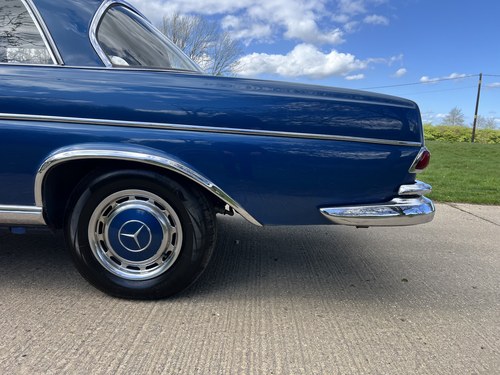 1965 Mercedes-Benz 300 SE Coupé W112 In vendita (immagine 52 di 136)