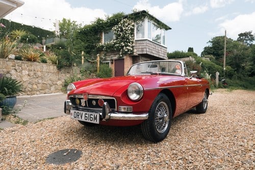 1974 MGB Roadster zum Verkauf (Bild 7 von 98)