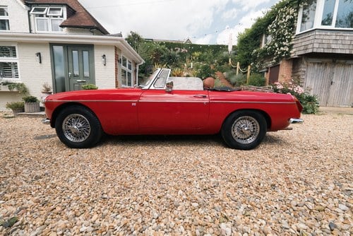 1974 MGB Roadster zum Verkauf (Bild 13 von 98)