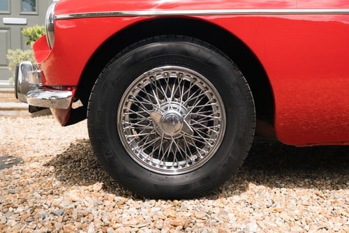 1974 MGB Roadster zum Verkauf (Bild 27 von 98)