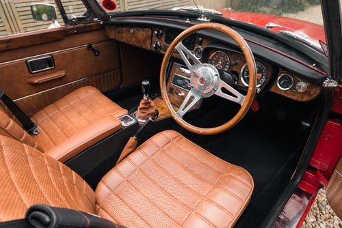 1974 MGB Roadster zum Verkauf (Bild 2 von 98)