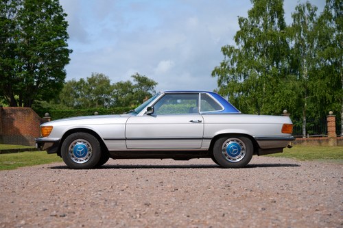 1977 Mercedes-Benz 350SL R107 à venda (imagem 24 de 154)