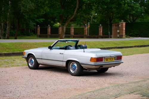 1977 Mercedes-Benz 350SL R107 à venda (imagem 11 de 154)