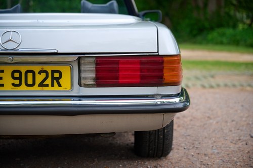 1977 Mercedes-Benz 350SL R107 à venda (imagem 96 de 154)