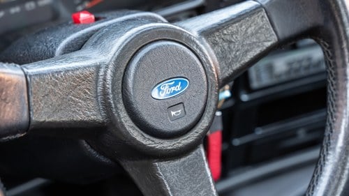 1986 Ford Sierra RS Cosworth 3dr till salu (bild 17 av 165)