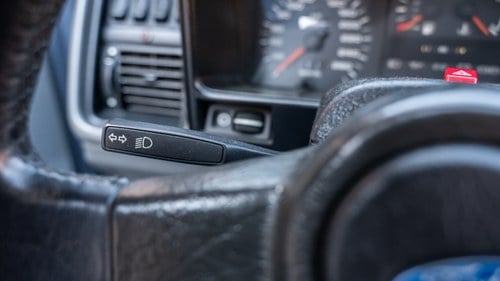 1986 Ford Sierra RS Cosworth 3dr till salu (bild 27 av 165)