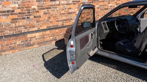 1986 Ford Sierra RS Cosworth 3dr till salu (bild 47 av 165)