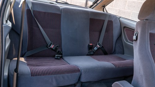 1986 Ford Sierra RS Cosworth 3dr till salu (bild 61 av 165)