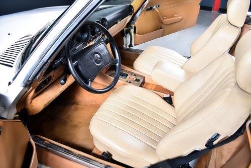 1986 Mercedes-Benz R107 560SL Convertible 5,6L V8 For Sale (picture 50 of 149)