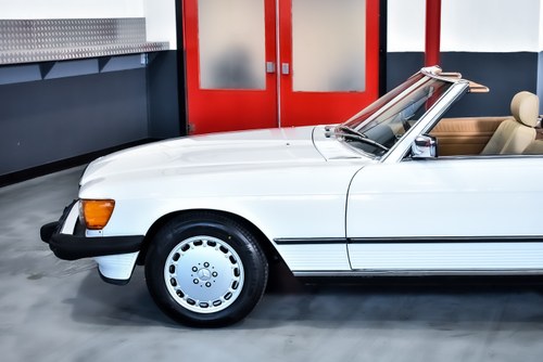 1986 Mercedes-Benz R107 560SL Convertible 5,6L V8 For Sale (picture 93 of 149)