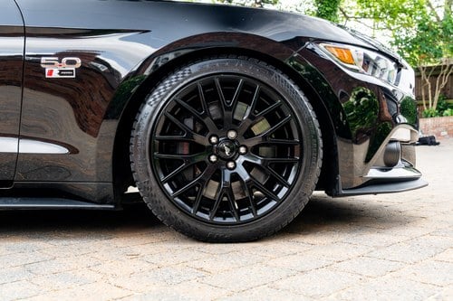 2018 Ford Mustang GT ‘Roush’ Supercharged 724bhp In vendita (immagine 16 di 96)