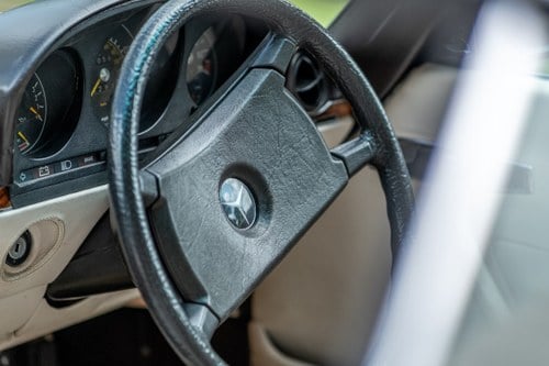 1981 Mercedes-Benz C107 280SLC For Sale (picture 29 of 88)