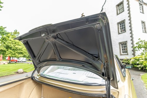 1981 Mercedes-Benz C107 280SLC For Sale (picture 51 of 88)