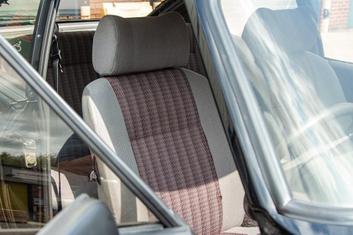 1985 Ford Capri 2.0 Laser Te koop (foto 90 van 291)