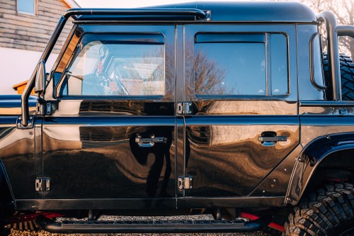 2015 Land Rover Defender 110 TD Pick Up ‘Spectre Evocation’ In vendita (immagine 105 di 143)